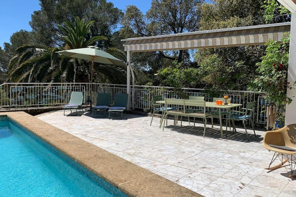 Magnifique Piscine Jardin Fréjus